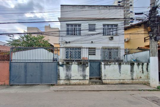 Apartamento para alugar com 2 quartos, 80m² em Santa Rosa, Niterói