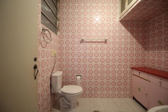 Banheiro de apartamento para alugar com 3 quartos, 110m² em Independência, Porto Alegre