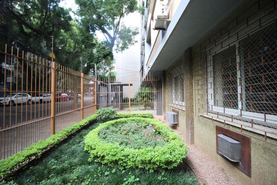 Fachada de apartamento para alugar com 3 quartos, 110m² em Independência, Porto Alegre