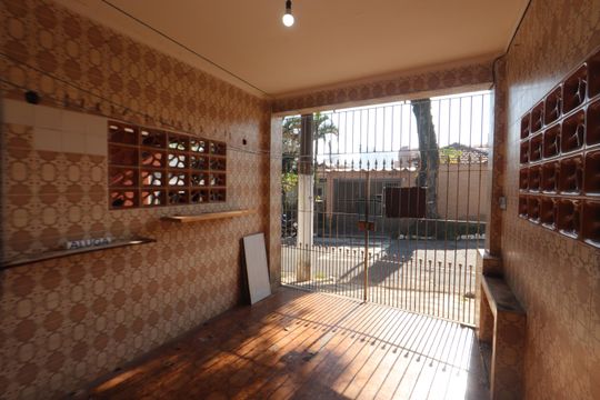 Garagem de casa à venda com 2 quartos, 70m² em Vila Lucia, São Paulo