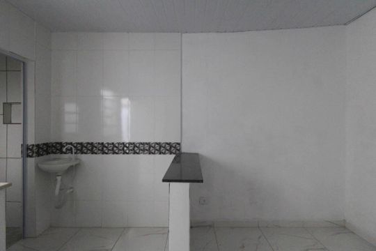Studio de kitnet/studio para alugar com 1 quarto, 16m² em Vila Olinda, São Paulo