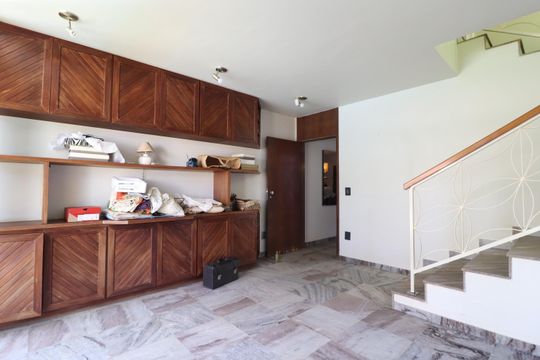 Sala 2 de casa para alugar com 5 quartos, 340m² em Tabajaras, Uberlândia