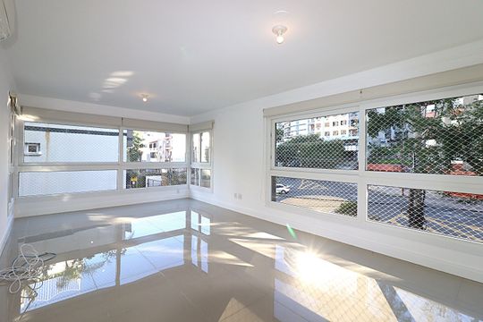Apartamento para alugar com 3 quartos, 118m² em Bela Vista, Porto Alegre