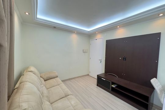 Sala de apartamento à venda com 3 quartos, 59m² em Vila Augusta, Guarulhos