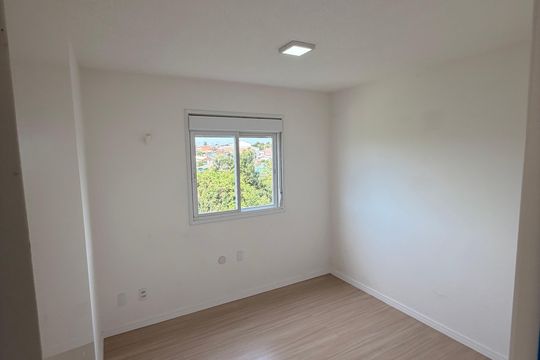 Quarto 1 de apartamento para alugar com 2 quartos, 44m² em Santa Isabel, Viamão
