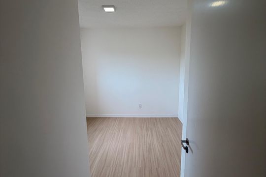 Quarto 2 de apartamento para alugar com 2 quartos, 44m² em Santa Isabel, Viamão