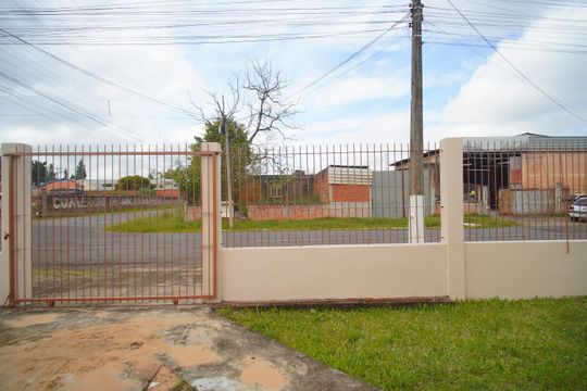 vista do Quarto 2 de casa para alugar com 3 quartos, 106m² em Vicentina, São Leopoldo