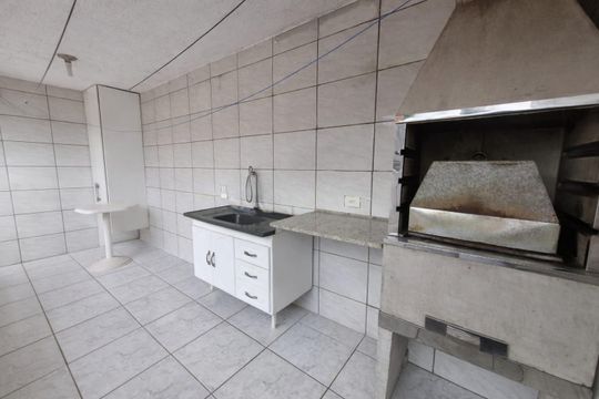 Churrasqueira de casa à venda com 2 quartos, 125m² em Jardim Arpoador, São Paulo