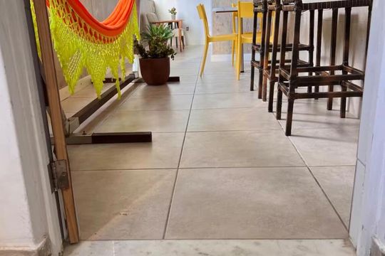 Área externa de apartamento para alugar com 2 quartos, 85m² em Ondina, Salvador