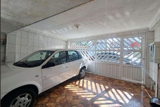 Garagem de casa à venda com 3 quartos, 180m² em Baeta Neves, São Bernardo do Campo