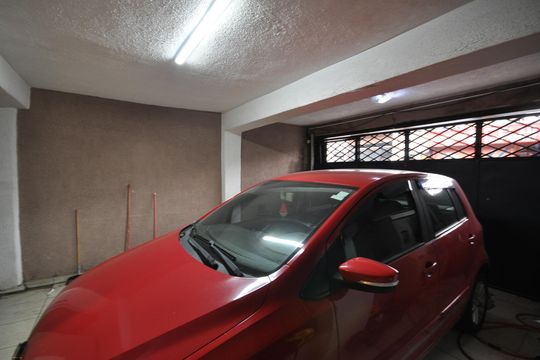 Garagem de casa para alugar com 2 quartos, 80m² em Sítio do Piqueri, São Paulo