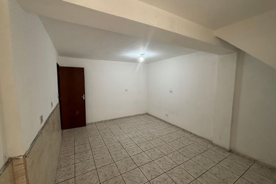 Quarto 3 de casa para alugar com 4 quartos, 180m² em Jardim Aricanduva, São Paulo