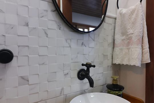 Banheiro Social de casa para alugar com 1 quarto, 65m² em Parque Sao Diogo, São Bernardo do Campo