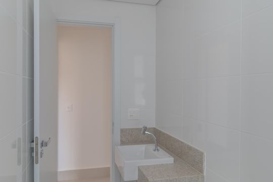 Banheiro Social  de apartamento à venda com 3 quartos, 109m² em Sagrada Família, Belo Horizonte