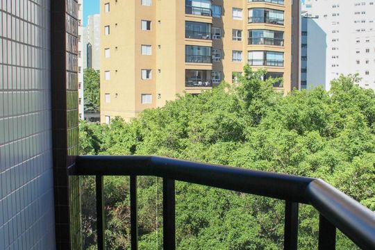 Varanda da Suíte 3 de apartamento à venda com 4 quartos, 160m² em Vila Suzana, São Paulo