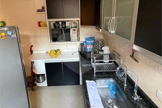 Casa para alugar com 3 quartos, 275m² em Vila Irmaos Arnoni, São Paulo