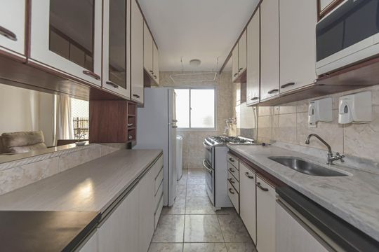 Cozinha de apartamento à venda com 3 quartos, 61m² em Vila das Belezas, São Paulo