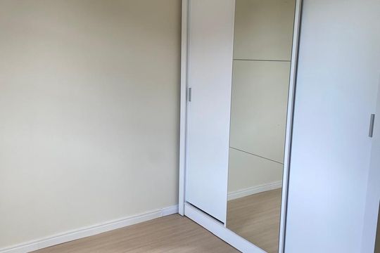 Quarto de apartamento à venda com 2 quartos, 59m² em Jardim Santo André, Santo André