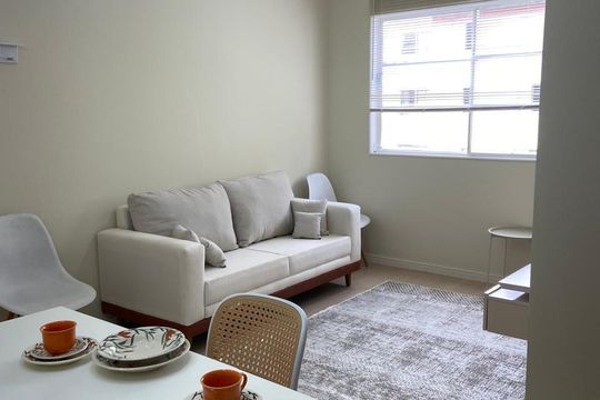 Sala de apartamento à venda com 2 quartos, 59m² em Jardim Santo André, Santo André