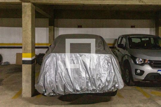 Garagem de kitnet/studio para alugar com 1 quarto, 48m² em Botafogo, Campinas