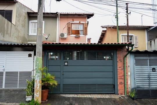 Fachada de casa de condomínio para alugar com 3 quartos, 100m² em Jardim Taboao, São Paulo