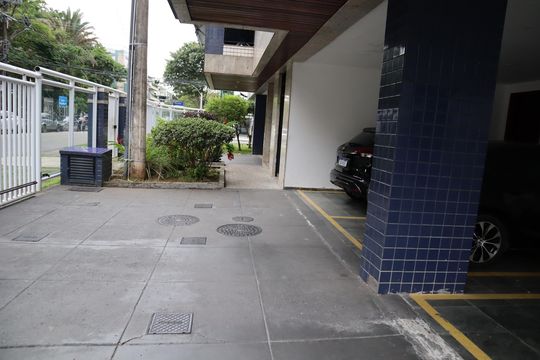 GARAGEM de apartamento para alugar com 2 quartos, 80m² em Recreio dos Bandeirantes, Rio de Janeiro
