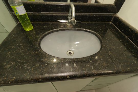 Banheiro do Escritório de casa para alugar com 3 quartos, 205m² em Jardim Pilar, Santo André