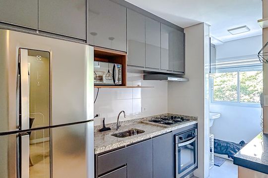 Cozinha de apartamento para alugar com 1 quarto, 40m² em Vila Regente Feijó, São Paulo