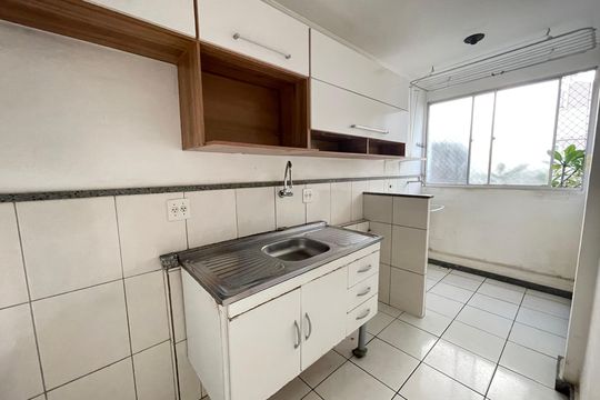 Cozinha de apartamento à venda com 2 quartos, 43m² em Cidade dos Bandeirantes, São Paulo