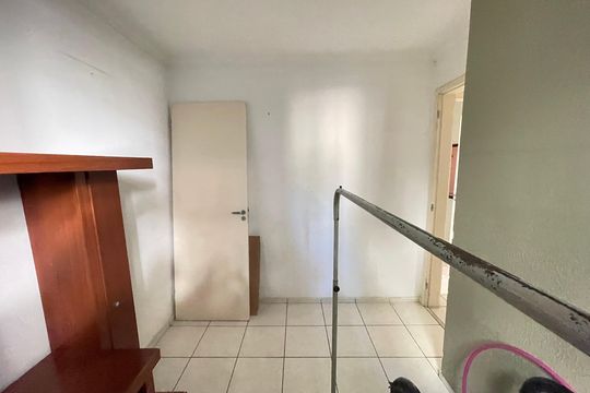 Quarto 1 de apartamento à venda com 2 quartos, 43m² em Cidade dos Bandeirantes, São Paulo