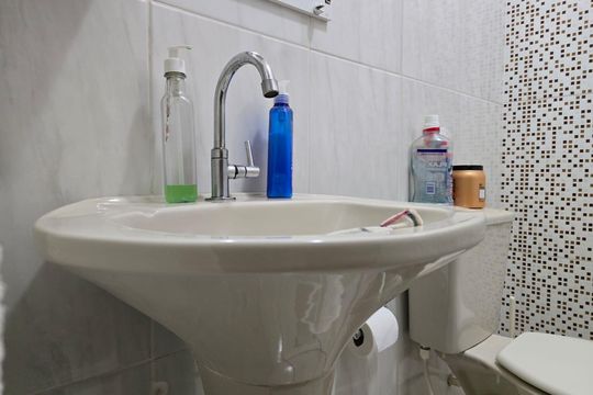 Banheiro Social 02 de casa para alugar com 8 quartos, 226m² em Jardim Pereira, Guarulhos
