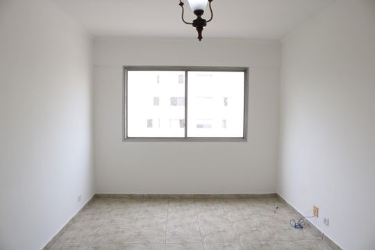 Sala de apartamento para alugar com 3 quartos, 93m² em Vila Hamburguesa, São Paulo