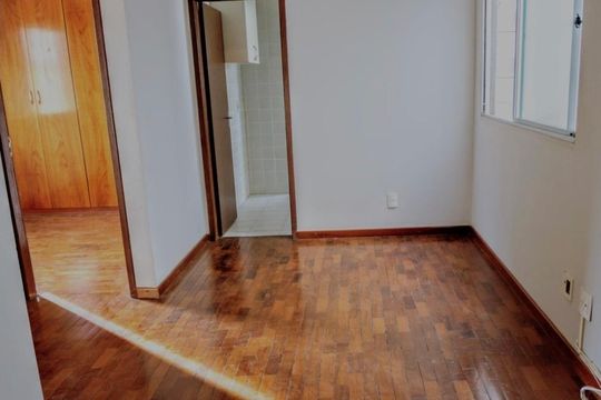 Sala  de apartamento para alugar com 2 quartos, 60m² em Buritis, Belo Horizonte