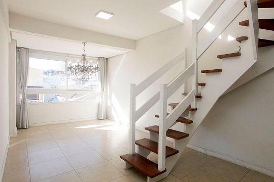 Apartamento à venda com 2 quartos, 240m² em Floresta, Porto Alegre