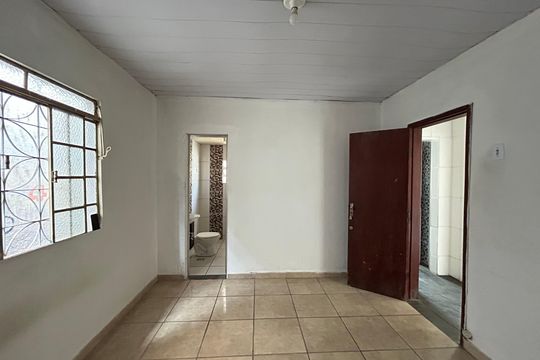 Quarto de casa à venda com 6 quartos, 360m² em Jardim Leblon, Belo Horizonte
