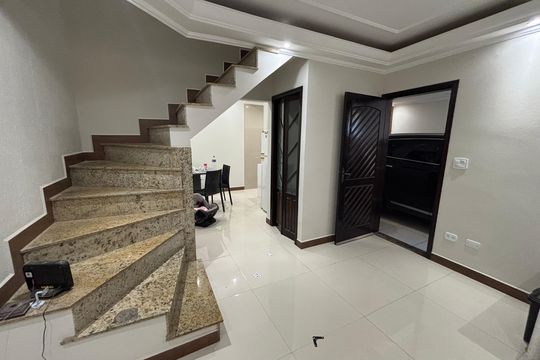 Casa para alugar com 5 quartos, 150m² em Jardim Popular, São Paulo