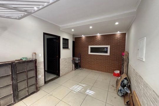 Garagem de casa para alugar com 5 quartos, 150m² em Jardim Popular, São Paulo