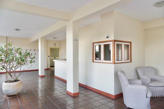 Hall de entrada de apartamento à venda com 2 quartos, 66m² em São Lucas, Belo Horizonte