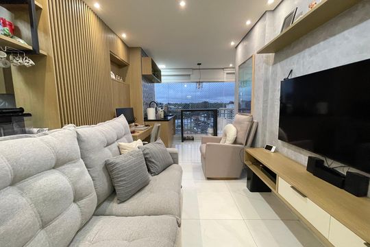 Sala de apartamento à venda com 2 quartos, 66m² em Caxingui, São Paulo