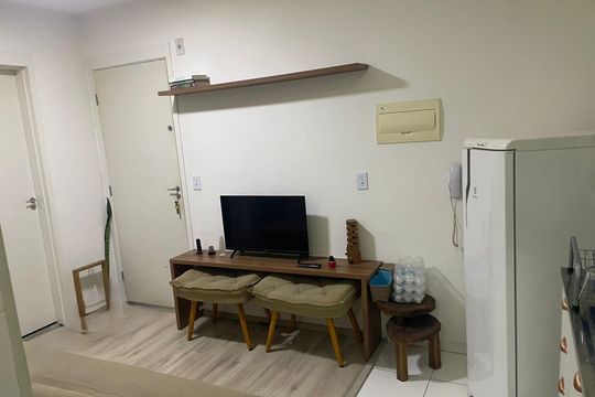 Apartamento à venda com 2 quartos, 34m² em Jardim Itacolomi, São Paulo