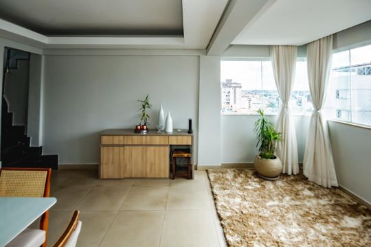 Apartamento para alugar com 4 quartos, 323m² em Castelo, Belo Horizonte