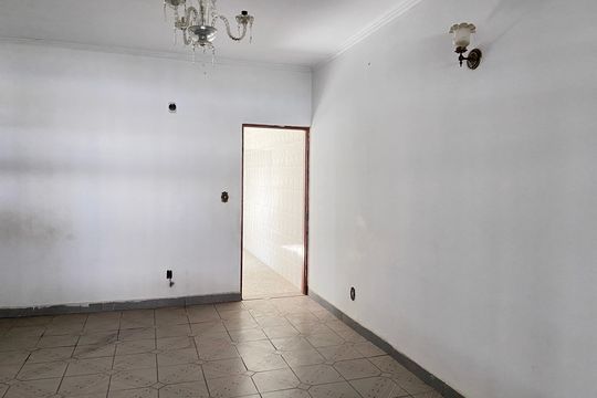 Sala de casa à venda com 4 quartos, 250m² em Km 18, Osasco