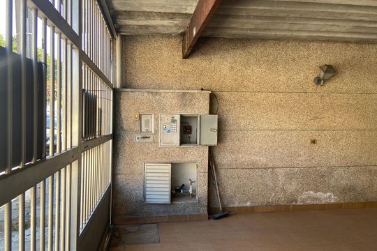 Garagem de casa à venda com 4 quartos, 250m² em Km 18, Osasco