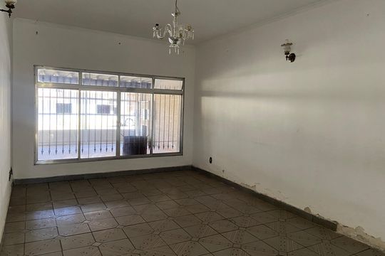 Sala de casa à venda com 4 quartos, 250m² em Km 18, Osasco