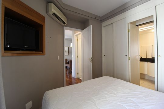 Quarto Suíte de apartamento para alugar com 1 quarto, 52m² em Vila Nova Conceição, São Paulo