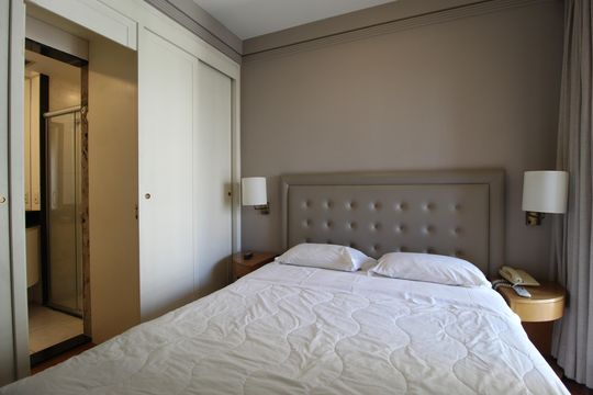 Quarto Suíte de apartamento para alugar com 1 quarto, 52m² em Vila Nova Conceição, São Paulo