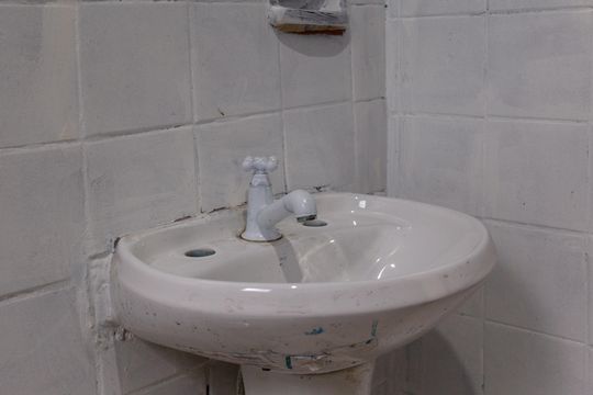 Banheiro de casa para alugar com 1 quarto, 40m² em Jardim Santa Maria, Guarulhos