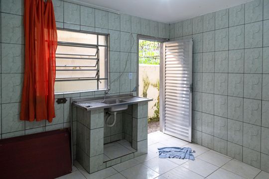 Sala/Cozinha de casa para alugar com 1 quarto, 40m² em Jardim Santa Maria, Guarulhos