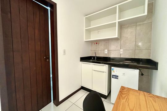 Studio  de kitnet/studio para alugar com 1 quarto, 14m² em Saco dos Limões, Florianópolis