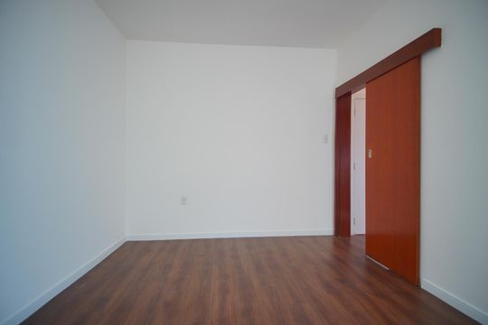 Quarto de apartamento para alugar com 1 quarto, 46m² em Floresta, Porto Alegre